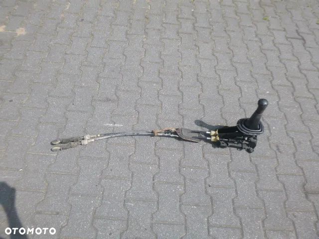 LEWAREK WYBIERAK + LINKI ZMIANY BIEGÓW TOYOTA YARIS II 1.3 - 7