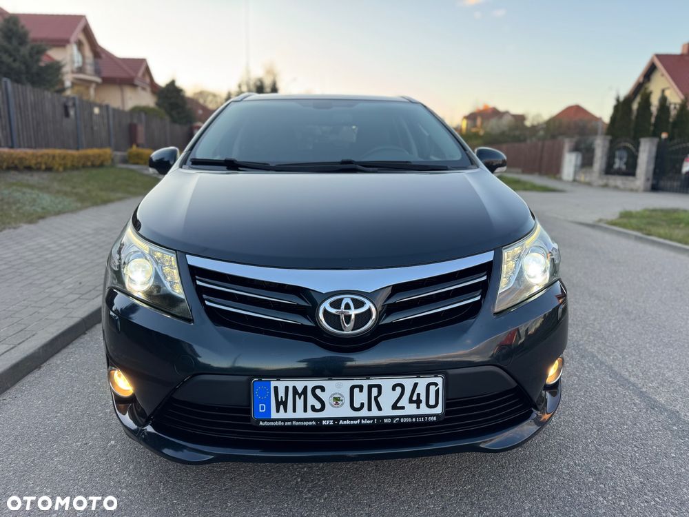 Toyota Avensis 1.8 Executive - 10