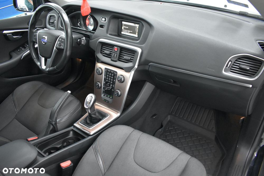 Volvo V40 - 11