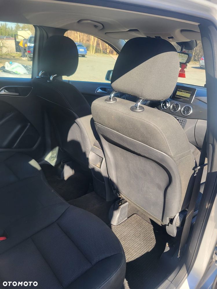 Mercedes-Benz Klasa B 180 CDI (BlueEFFICIENCY) - 15
