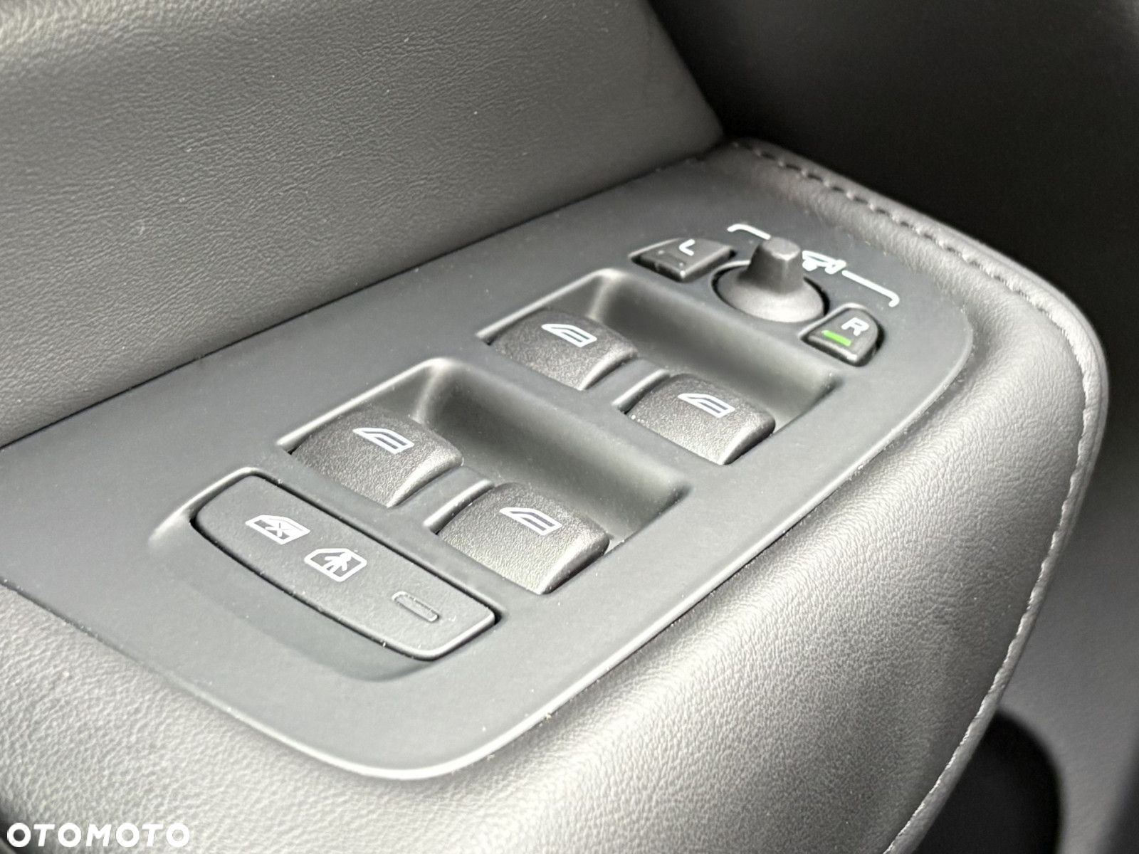 Volvo XC 60 - 29