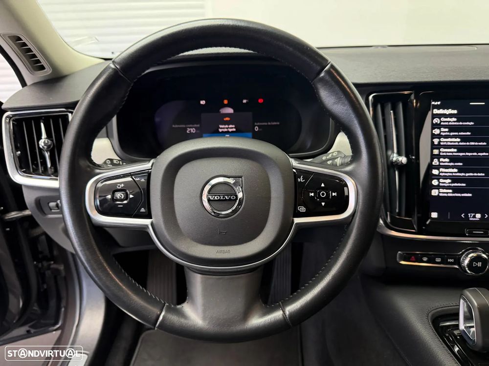 Volvo V90 2.0 T6 PHEV Core AWD - 17