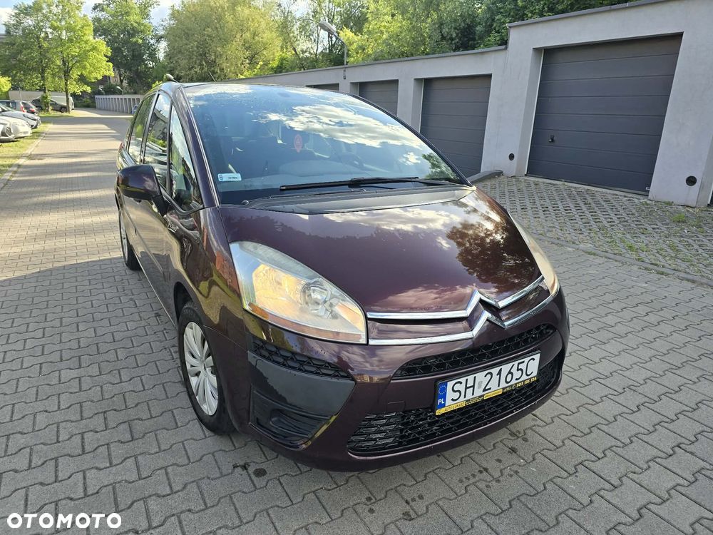 Citroën C4 Picasso 1.8i Impress - 1