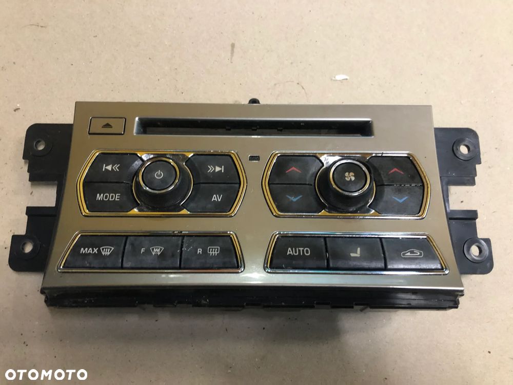 Panel nawiewu radia CX23-18C858 Jaguar XF Lift / XF R-Sport - 1