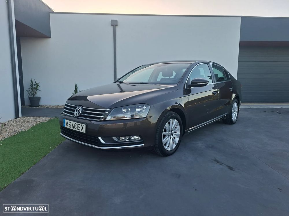 VW Passat 2.0 TDI BlueMotion Exclusive - 7
