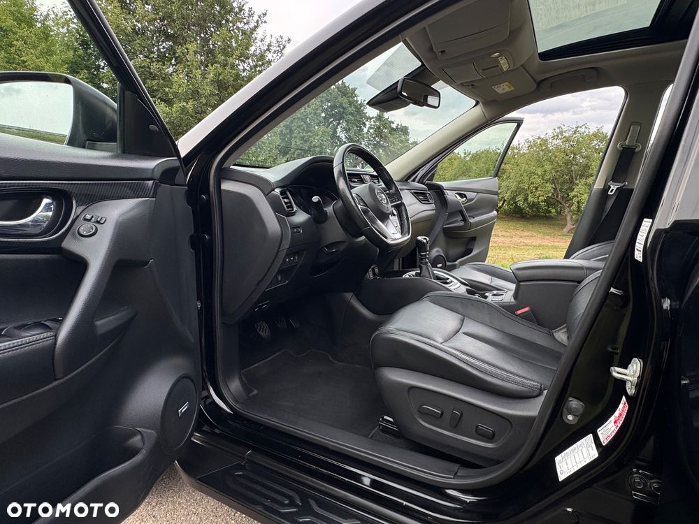 Nissan X-Trail 1.6 DIG-T Tekna - 25