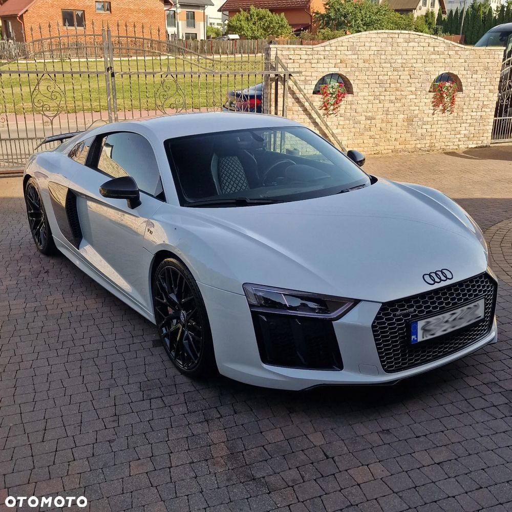 Audi R8 Coupé - 4