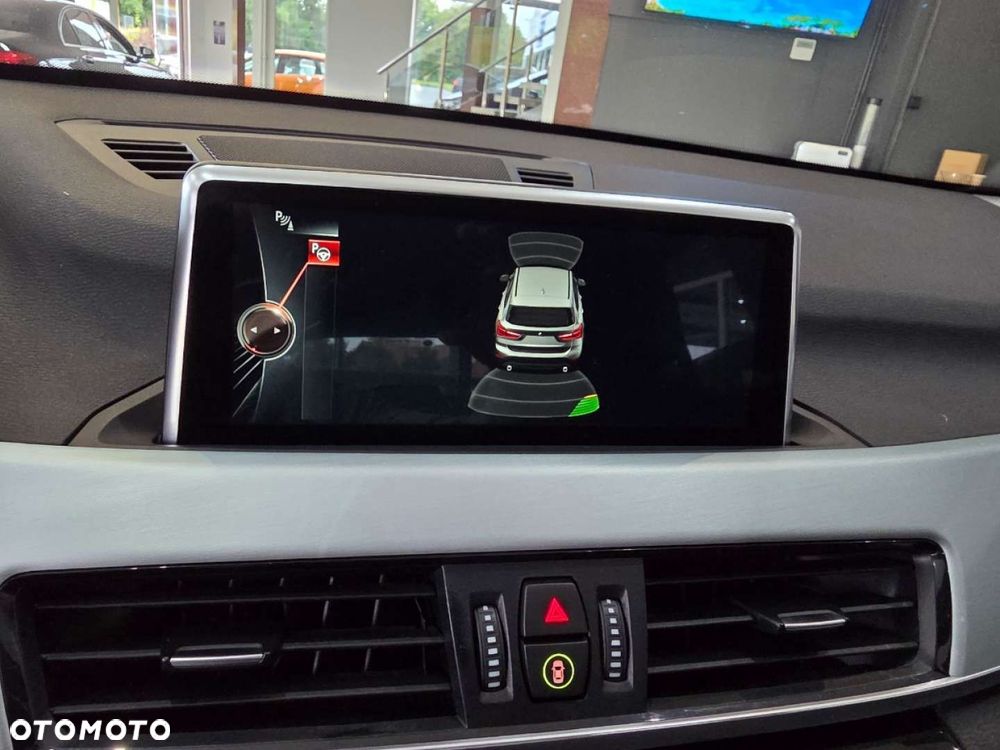 BMW X1 - 15