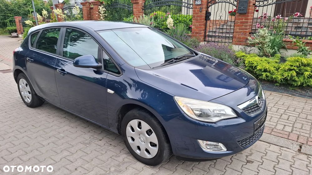 Opel Astra 1.4 Turbo - 2