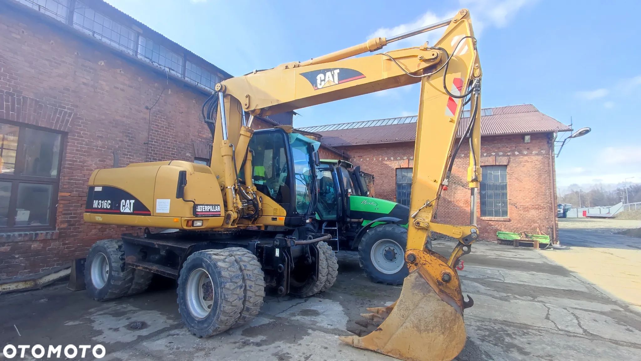 Caterpillar M316C - 1
