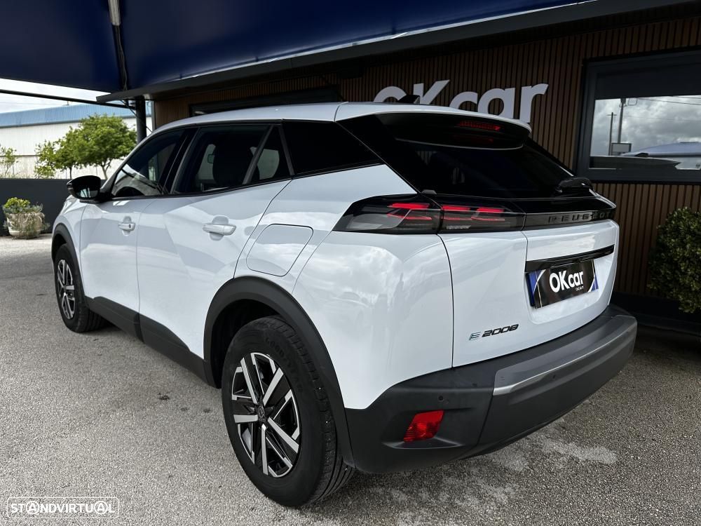 Peugeot e-2008 54 kWh Style - 3