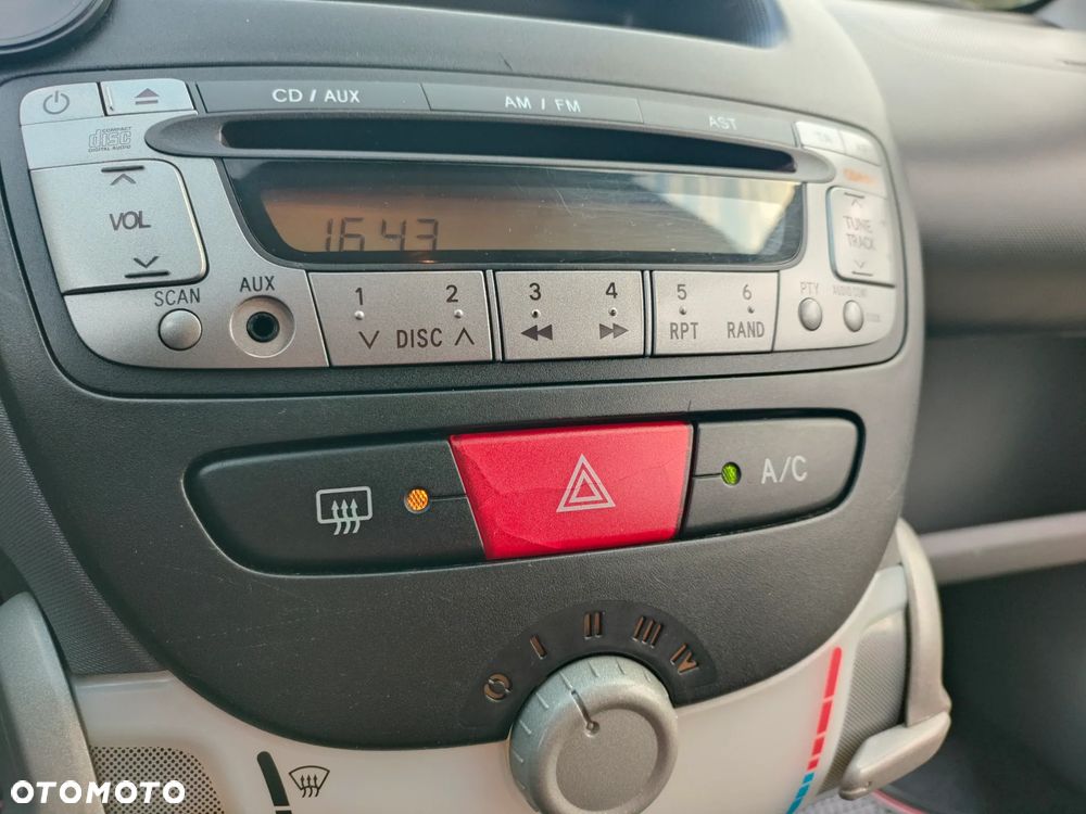 Toyota Aygo 1.0 VVT-i Luna A/C - 22