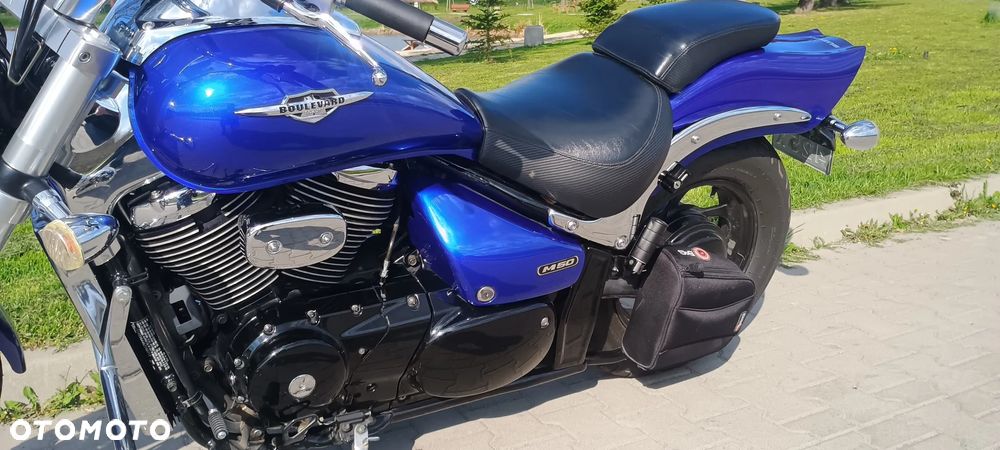 Suzuki Boulevard - 18