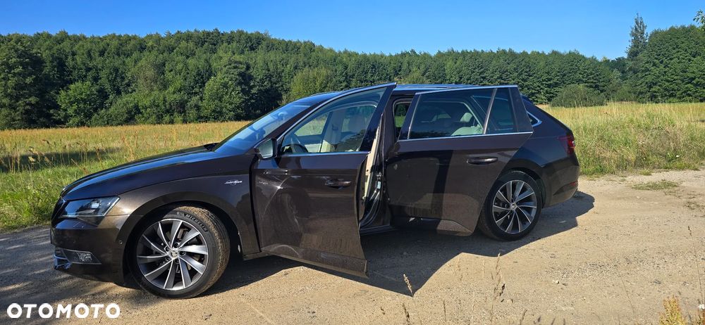 Skoda Superb 2.0 TDI L&K DSG - 16