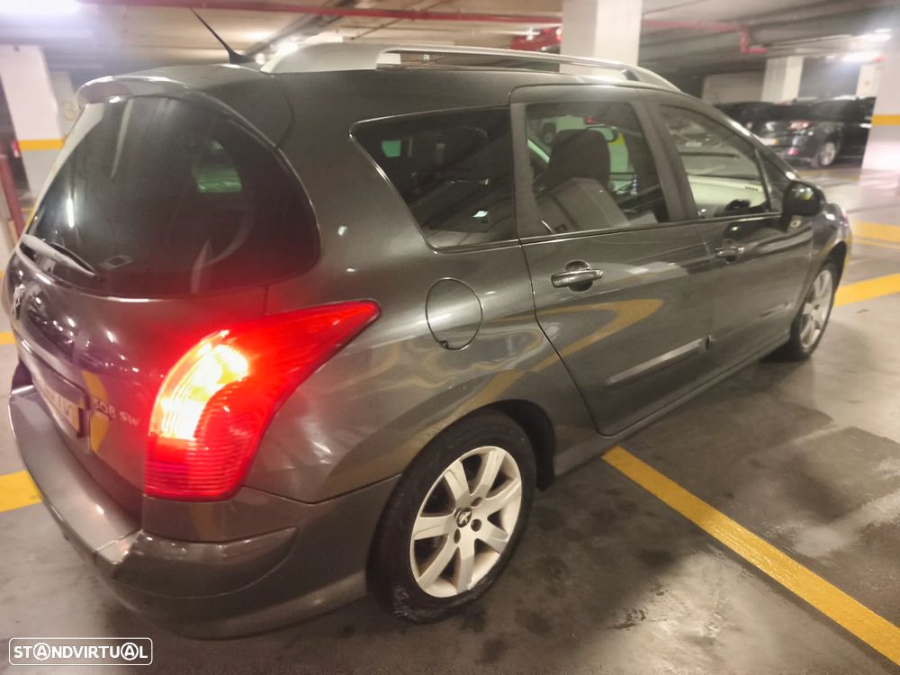 Peugeot 308 SW 1.6 e-HDi Allure CVM6 - 36
