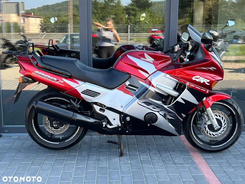 Honda CBR