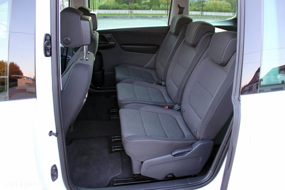Volkswagen Sharan 2.0 TDI DSG (BlueMotion Technology) Comfortline - 9