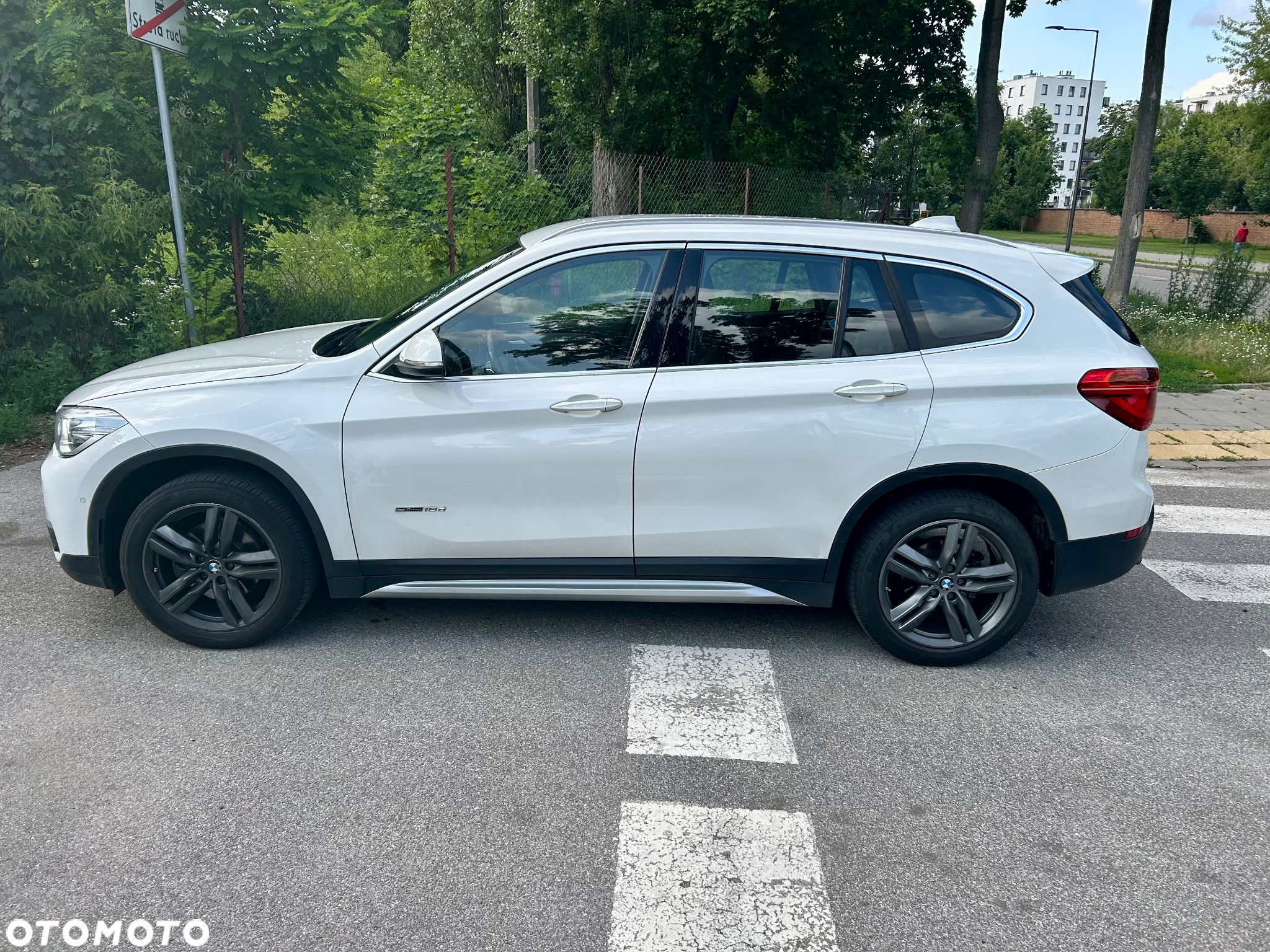 BMW X1 sDrive18d Sport Line - 4