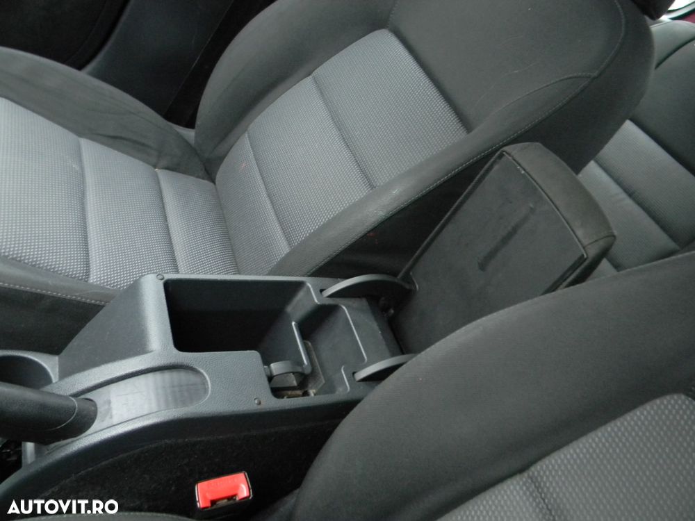 Dezmembrari  Skoda OCTAVIA 2 (1Z)  2004  > 2013 1.9 TDI Motorina - 23