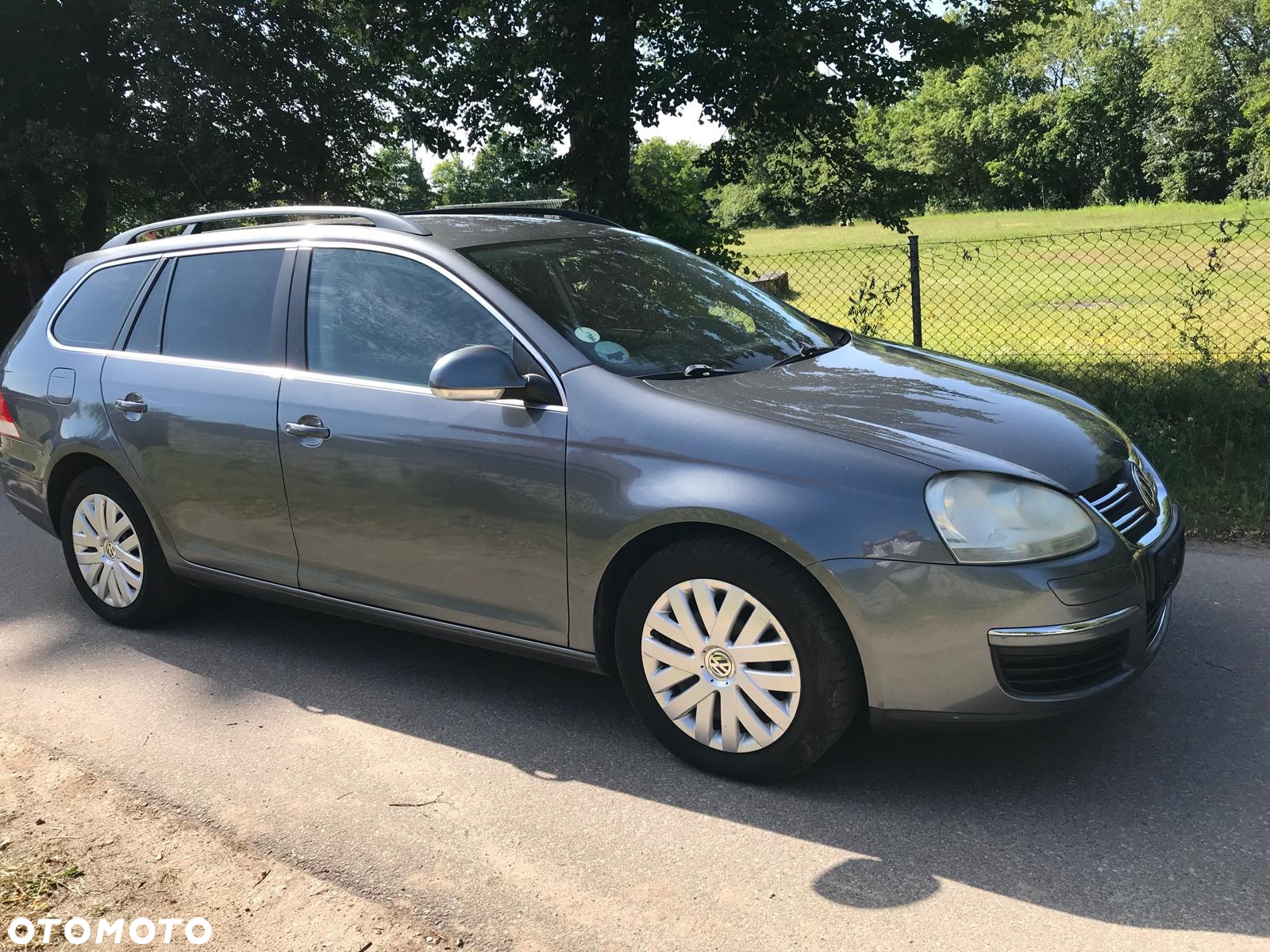 Volkswagen Golf 1.9 TDI Comfortline - 6