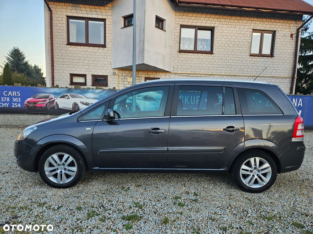 Opel Zafira - 12