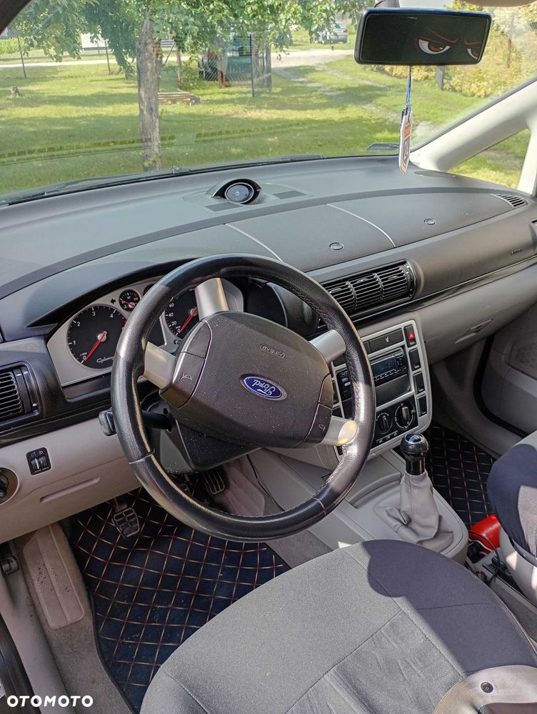 Ford Galaxy - 4