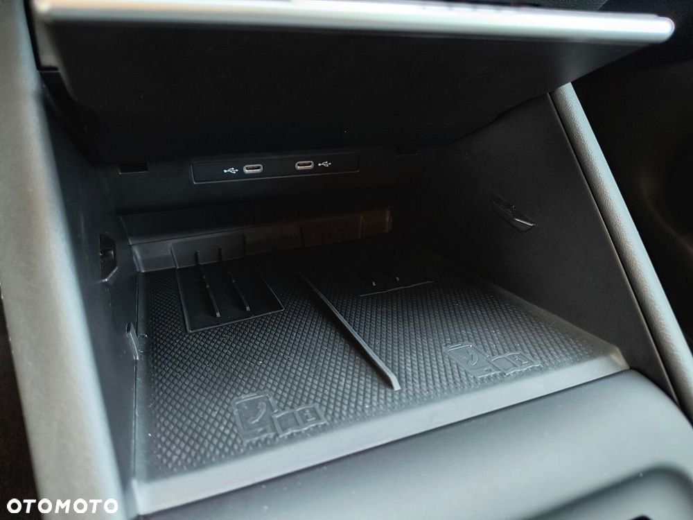 Volkswagen Tiguan - 21