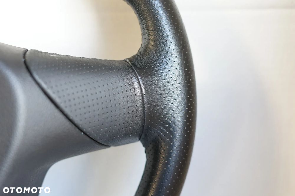 Kierownica skórzana multi Opel Astra J 13351022 - 8
