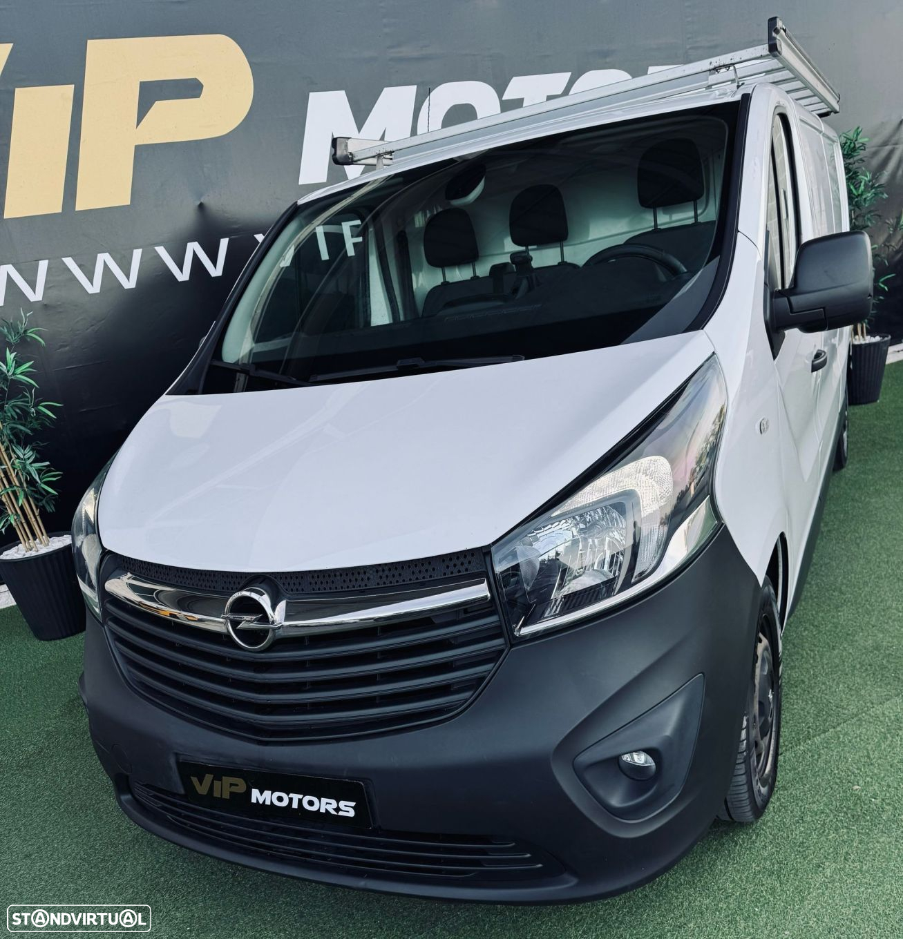 Opel Vivaro - 5