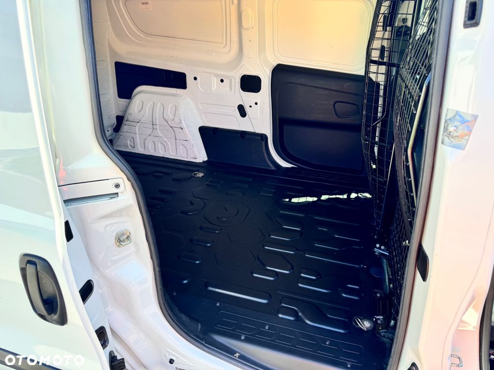 Fiat Doblo - 11
