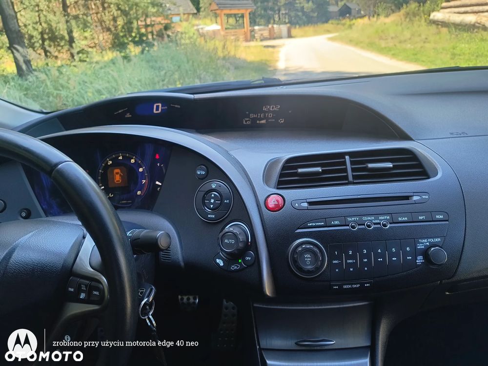 Honda Civic 1.8 Sport - 28