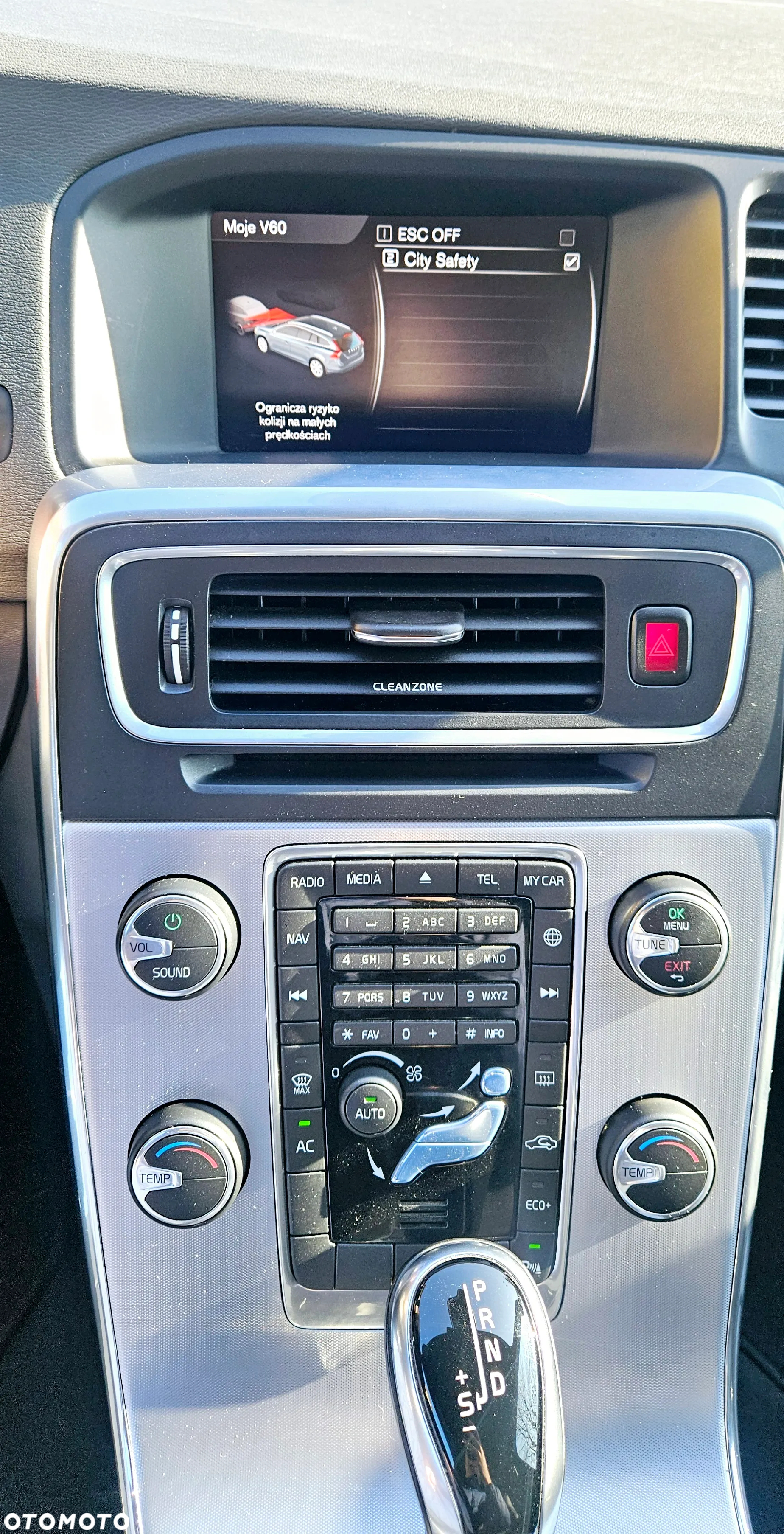 Volvo V60 D2 Drive-E Dynamic Edition (Kinetic) - 10