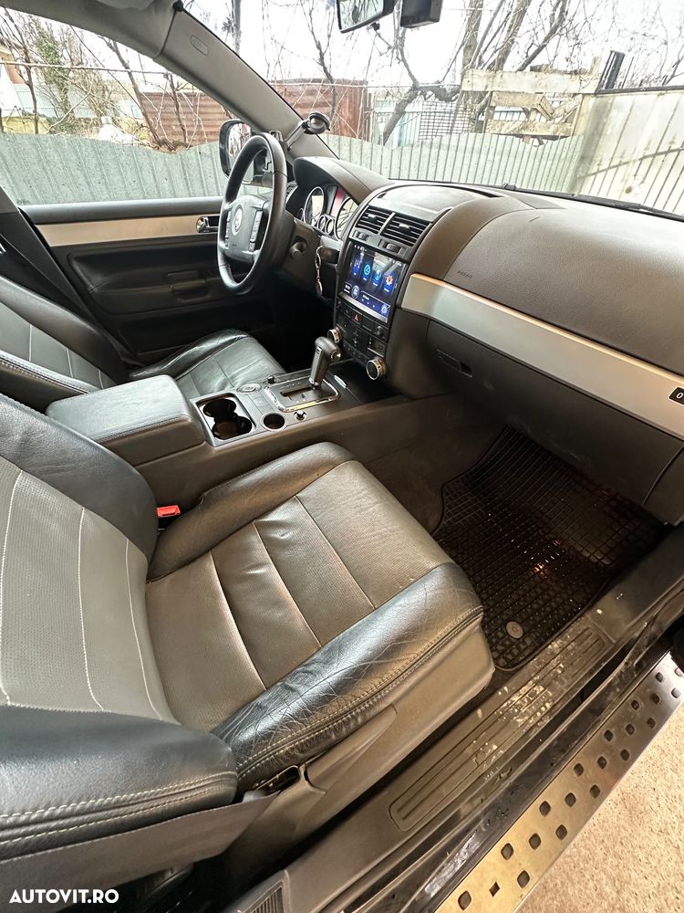 Volkswagen Touareg - 27