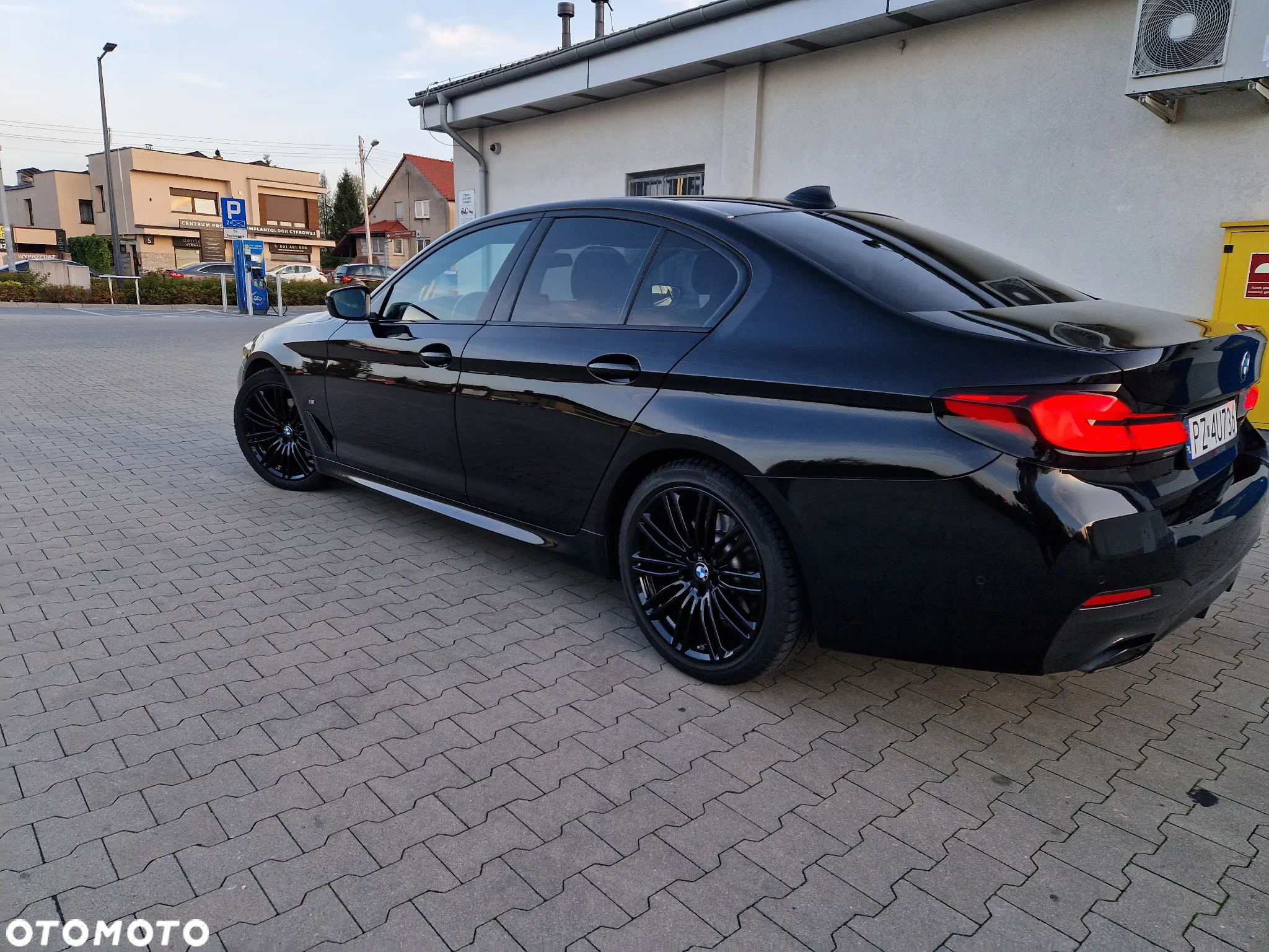BMW Seria 5 520d xDrive M Sport sport - 4