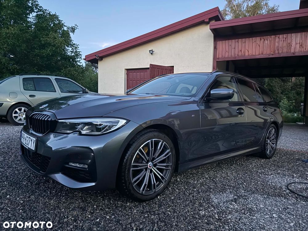 BMW Seria 3 320d xDrive mHEV M Sport - 9