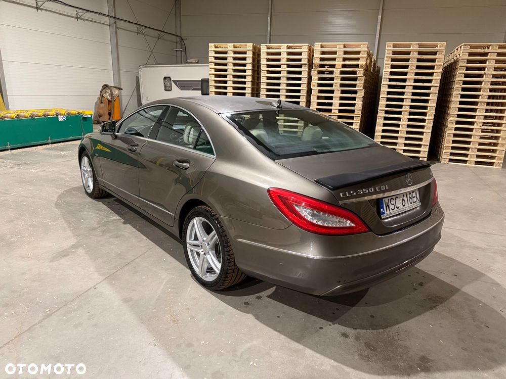 Mercedes-Benz CLS - 8
