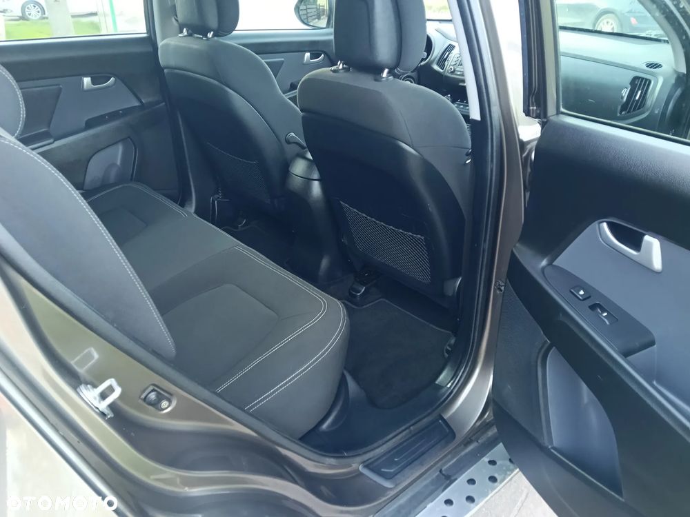 Kia Sportage 2.0 CVVT 4WD Vision - 10