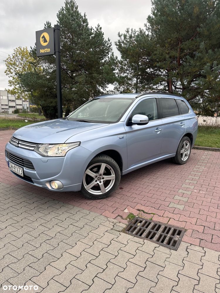 Mitsubishi Outlander Intense + - 4
