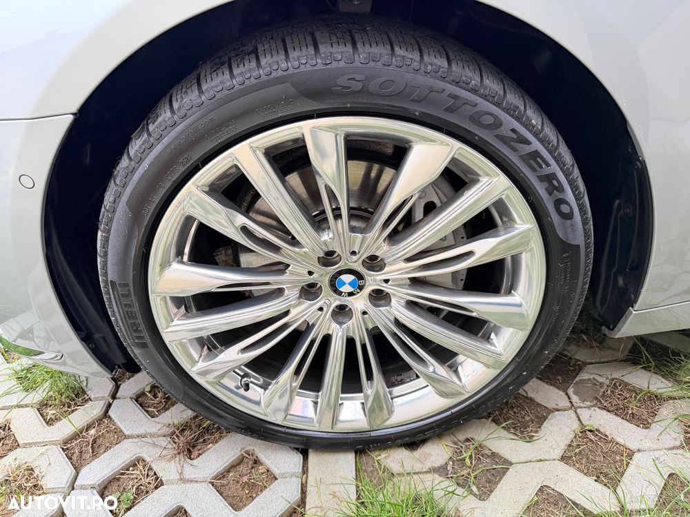 BMW Seria 7 740d xDrive - 13