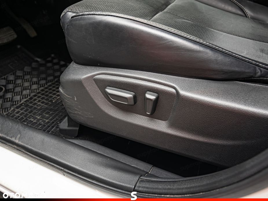 Mitsubishi Eclipse Cross - 9