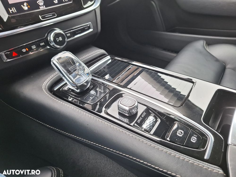 Volvo S90 T8 Recharge AWD Geartronic Inscription - 30