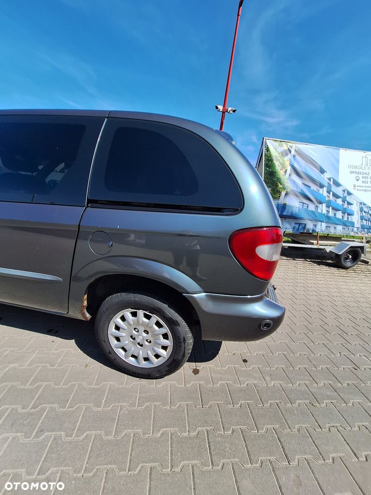 Chrysler Voyager - 4
