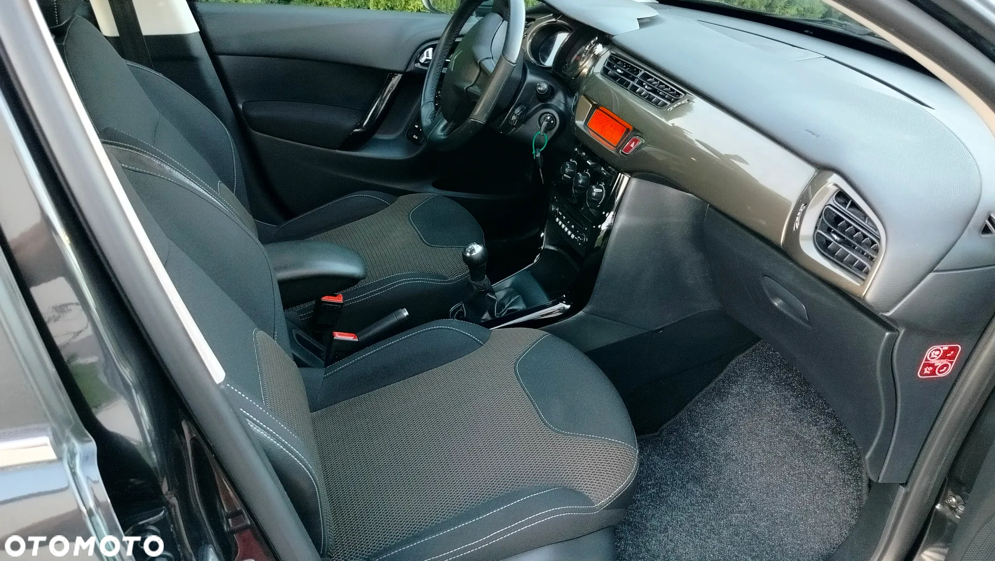 Citroën C3 1.4 Exclusive - 18