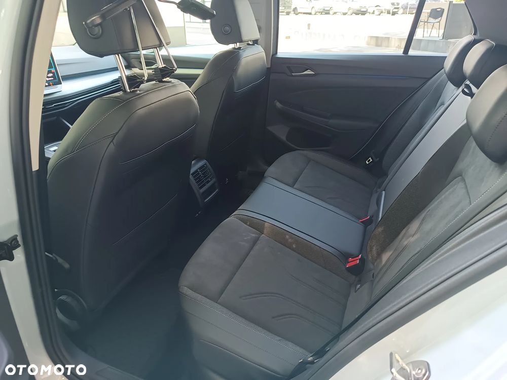 Volkswagen Golf - 17