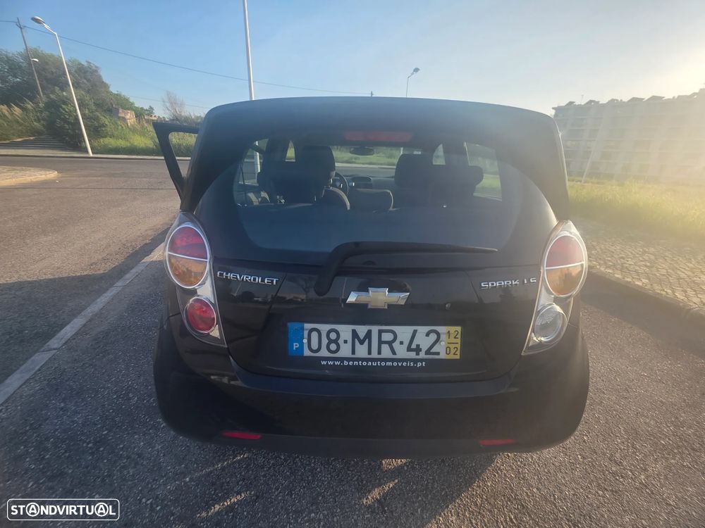 Chevrolet Spark 1.0 LT - 4