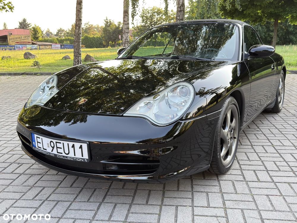 Porsche 911 Carrera - 11