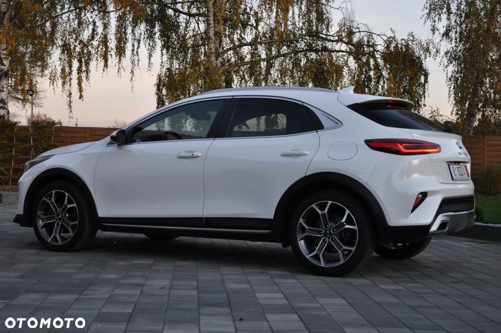 Kia XCeed 1.6 CRDi DCT7 PLATINUM EDITION - 24