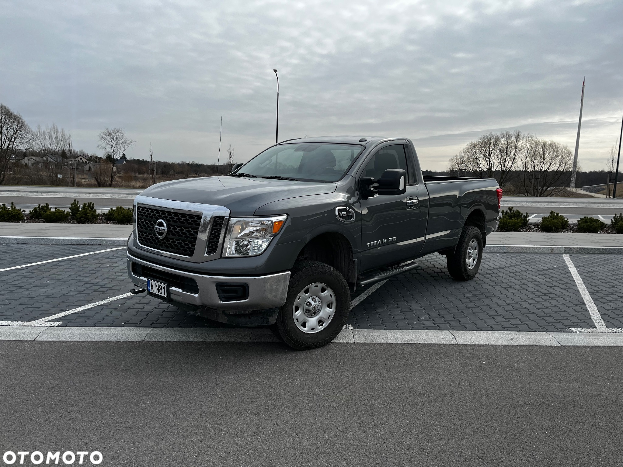 Nissan Titan - 7
