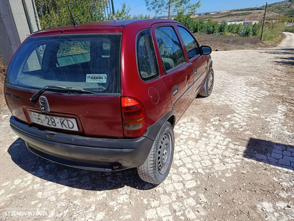 Opel Corsa 1.5 TD GL+ - 4