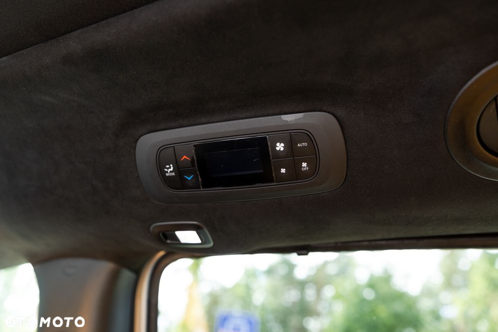 Chrysler Pacifica - 28